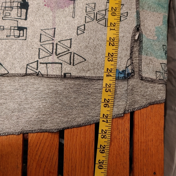 Jess & Jane Manhattan City Scape Colorful Soft Stretchy Tunic Size Large - Picture 11 of 11